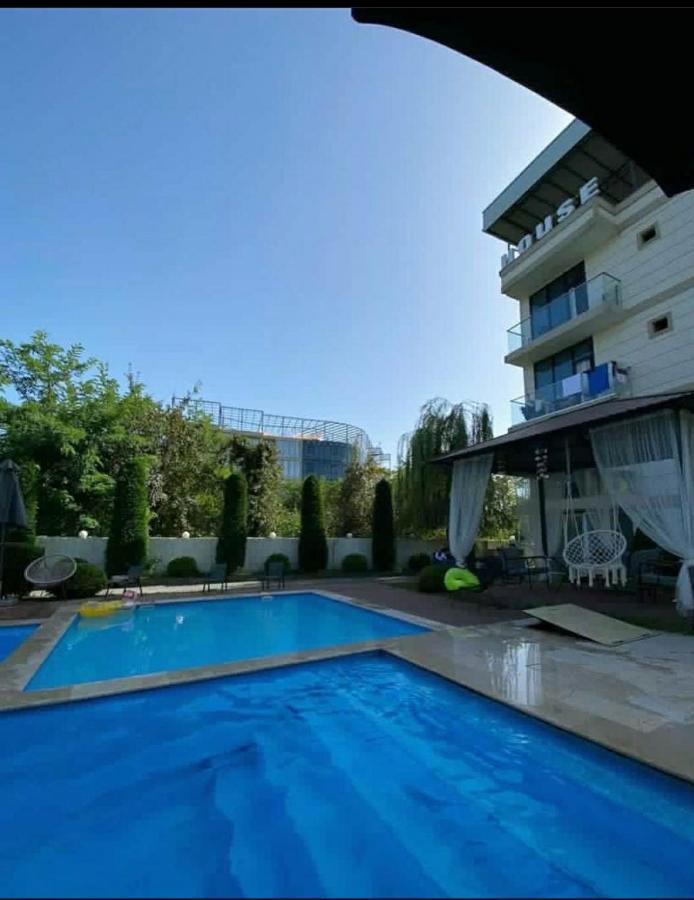 Hotel New House Kobuleti Exteriér fotografie