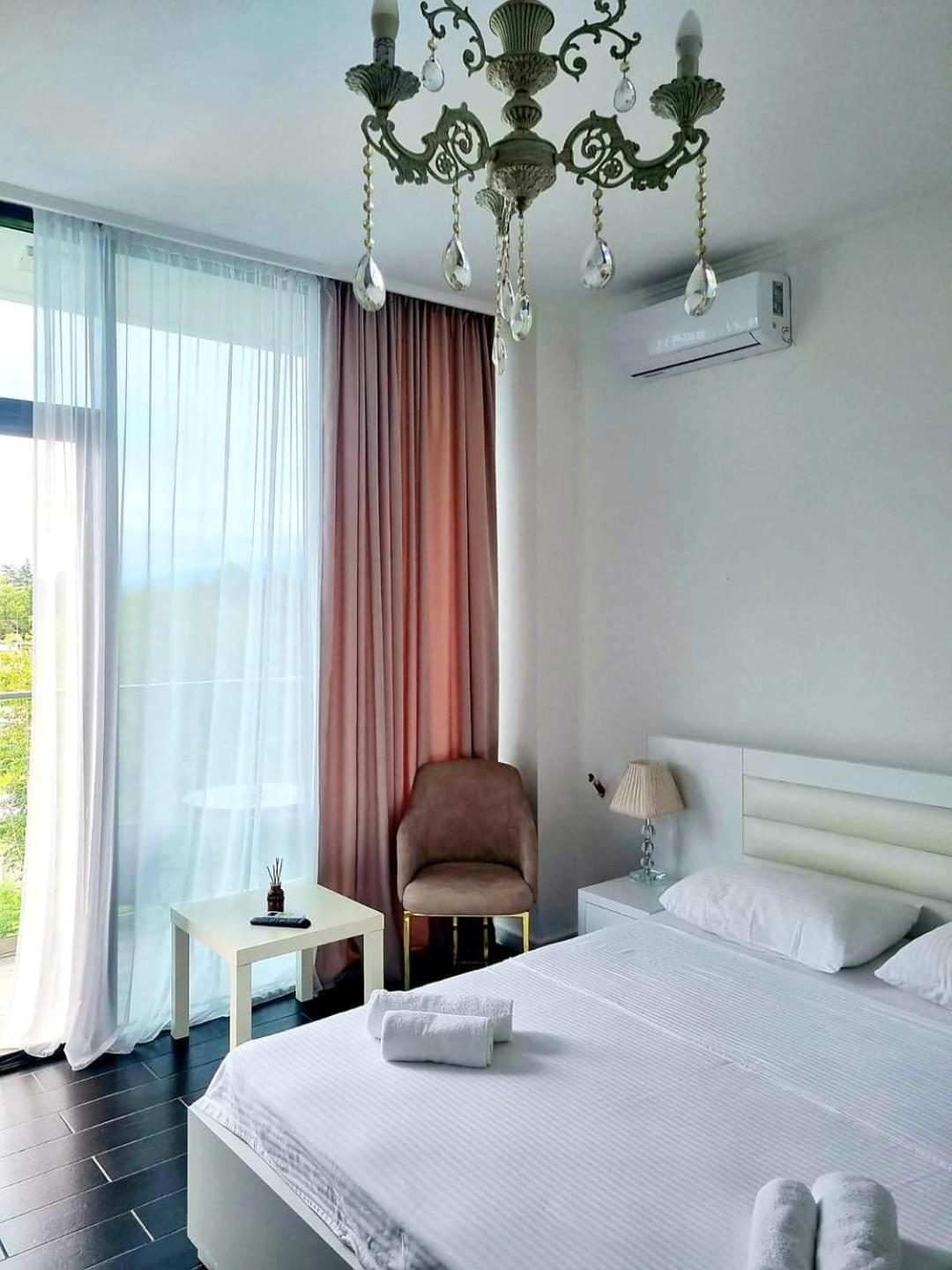 Hotel New House Kobuleti Exteriér fotografie